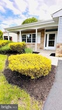 10 Dartmoor Pl in Vincentown, NJ - Foto de edificio - Building Photo