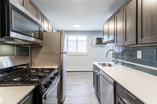 St. Laurent Apartments