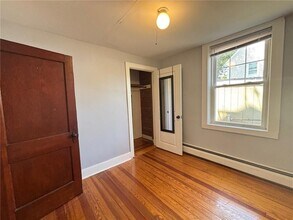 712 Hope St in Bristol, RI - Building Photo - Building Photo