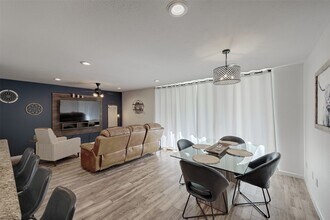 12500 Melville Dr in Montgomery, TX - Building Photo - Building Photo