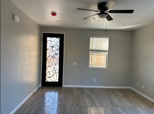 18182 Celsia Pl in Fontana, CA - Building Photo - Building Photo