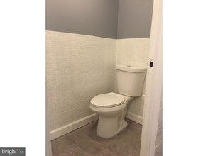 3900 W Ford Rd-Unit -15J in Philadelphia, PA - Building Photo - Building Photo