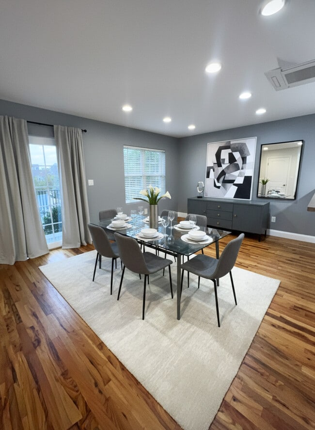 520 N Terrace Ave, Unit 520 N Terrace Ave