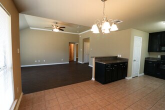 3009 Breton St in Robinson, TX - Building Photo - Building Photo