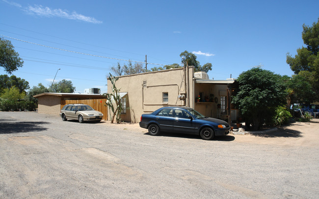 1717 E Glenn St in Tucson, AZ - Building Photo - Building Photo