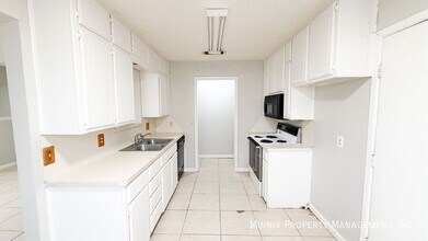 6212 22nd St in Lubbock, TX - Building Photo - Building Photo