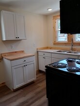 327 A 327 Sulphur Springs Rd in Chilhowie, VA - Building Photo - Building Photo