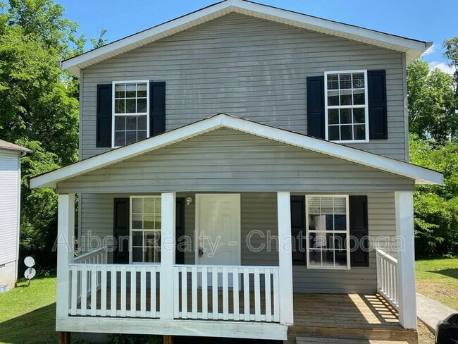 property at 3911 Wilsonia Ave