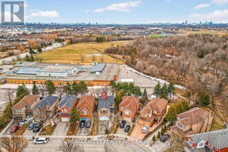 75 Forestgrove Cir in Brampton, ON - Building Photo - Building Photo