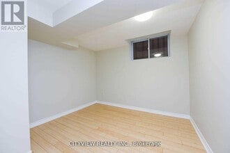 6459 Tisler Crescent in Mississauga, ON - Building Photo - Building Photo