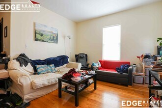 5 Smythe St, Unit 3 in Brookline, MA - Building Photo - Building Photo