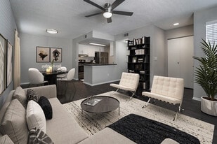 Runaway Bay in Pinellas Park, FL - Building Photo