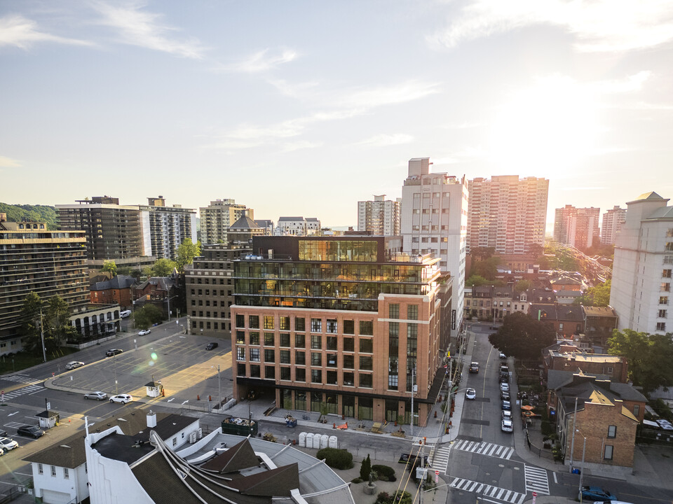 The Chelsea in Hamilton, ON - Building Photo