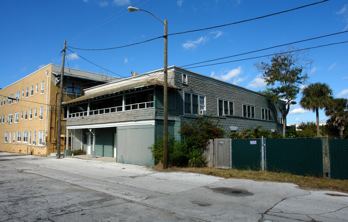 861 5th Ter S in St. Petersburg, FL - Building Photo