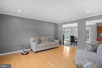 2712 Advent Ct S in Bowie, MD - Foto de edificio - Building Photo