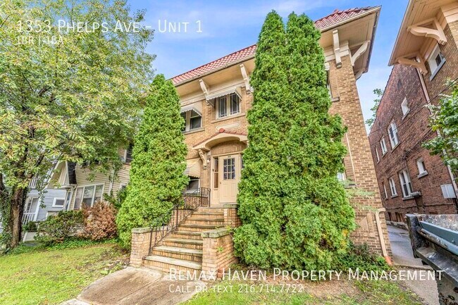 1353 Phelps Ave in Lakewood, OH - Foto de edificio - Building Photo