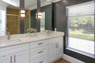 875 Hampton Cir in Naples, FL - Building Photo - Building Photo