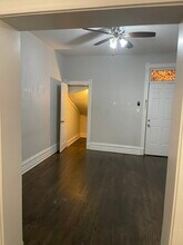 1446 W Fletcher St, Unit 1R in Chicago, IL - Foto de edificio - Building Photo