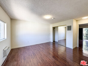 4439 Price St in Los Angeles, CA - Building Photo - Building Photo
