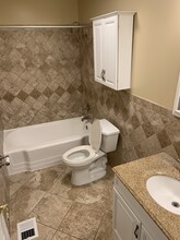 2400 Sunset Rd in Charlotte, NC - Building Photo - Building Photo