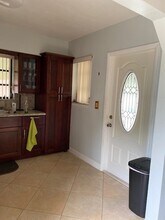 3020 NW 90th St in Miami, FL - Building Photo - Building Photo