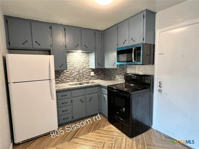 property at 805 Sissom Rd
