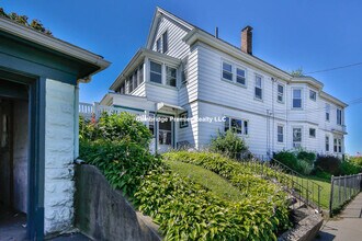 745 Fellsway in Medford, MA - Building Photo - Building Photo