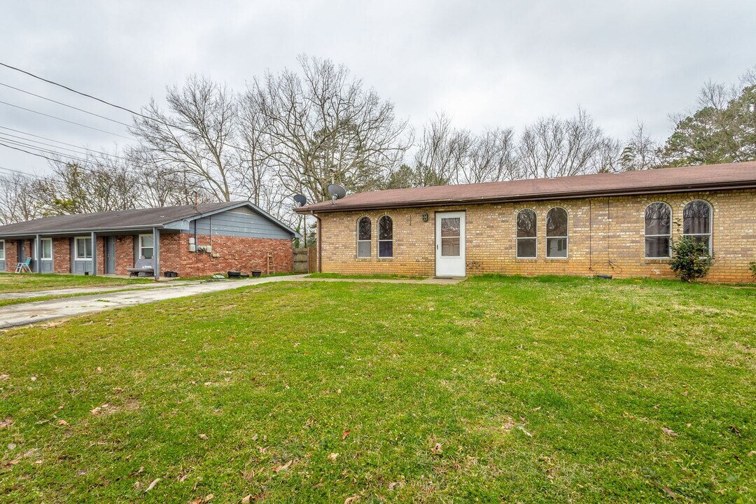 5770-5772 Taggart Dr in Chattanooga, TN - Building Photo