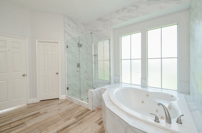 property at 1939 Cornerstone Pl Dr
