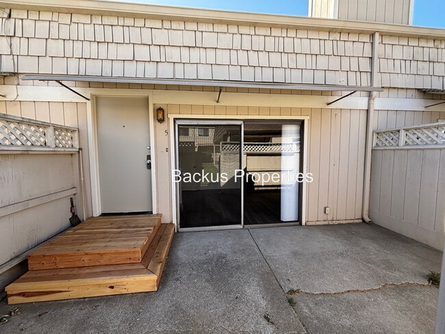 property at 106 W Rossi St