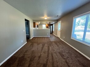 1743 Trinity Blvd in Fort Wayne, IN - Building Photo - Building Photo