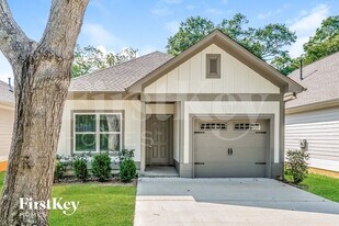 2211 5th Ave S in Irondale, AL - Building Photo