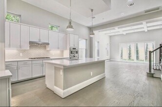 1541 Lawrence St in Houston, TX - Building Photo - Building Photo