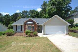 2321 Bankston Cir in Snellville, GA - Building Photo