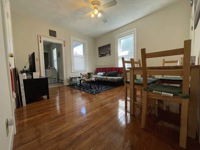 96 Wyman St, Unit 1