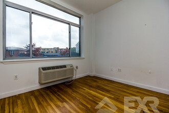 184 Noll St in Brooklyn, NY - Building Photo - Building Photo