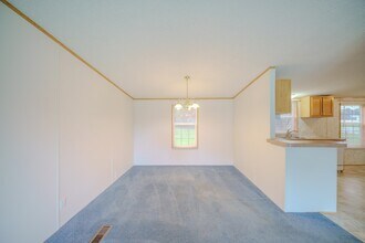 2174 Clover Hill Rd, Unit 81-104 in Dayton, VA - Building Photo - Building Photo
