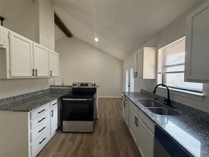 418 S Las Vegas Trail in White Settlement, TX - Building Photo - Building Photo