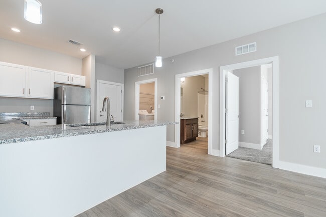 Preston Valley Apartments in Louisville, KY - Building Photo - Interior Photo