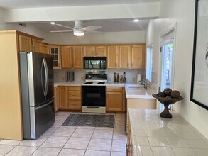 76829 Iroquois Dr in Indian Wells, CA - Building Photo - Building Photo