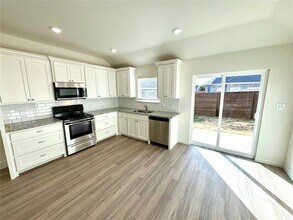 4910 Dry Creek Rd in Sherman, TX - Building Photo - Building Photo