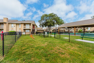 Cinnamon Ridge in Pasadena, TX - Building Photo - Building Photo