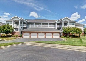 8967 Meadow Vista Rd in Charlotte, NC - Building Photo