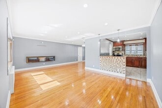 2282 Baylis Ave in Elmont, NY - Building Photo - Building Photo