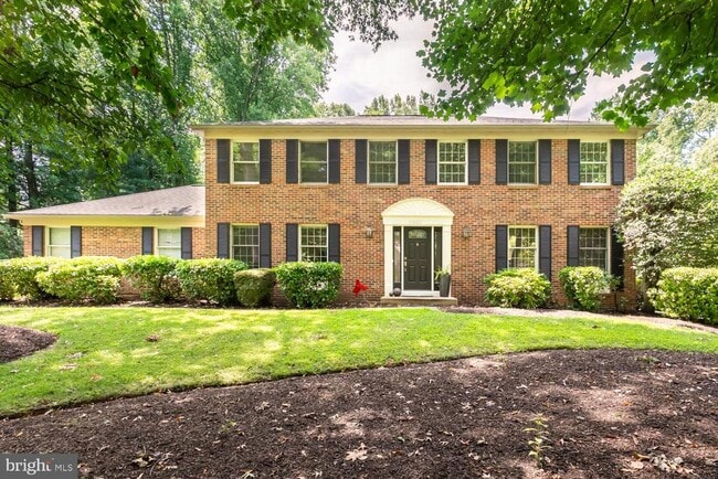 11603 Deer Forest Rd in Reston, VA - Building Photo - Building Photo