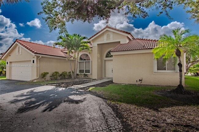 7440 NW 65th Ln in Parkland, FL - Building Photo - Building Photo