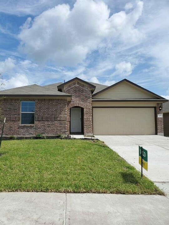 109 Rockbridge Dr in Huntsville, TX - Building Photo