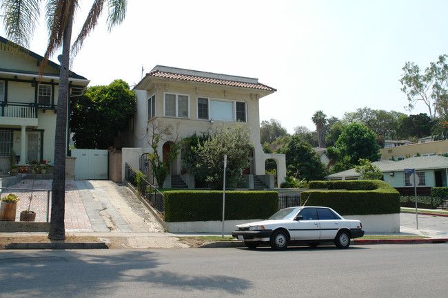 324 S Coronado St in Los Angeles, CA - Building Photo - Building Photo