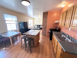 206 California Ave in Providence, RI - Building Photo - Building Photo