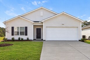 6415 Lovely Xing in Leland, NC - Building Photo
